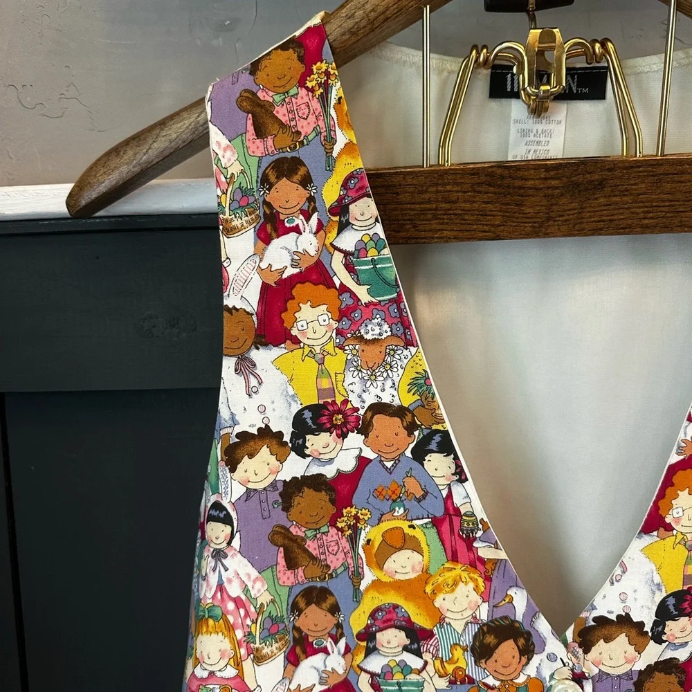 Vintage 1990s Novelty‎ Illustrated Children Print Vest size Medium